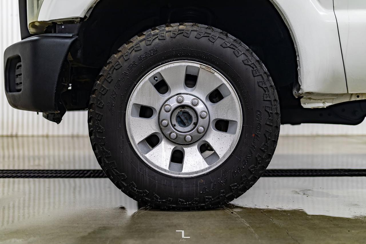 2014 Ford F-350 4x4 Reg Cab XL Longbox Red Deer AB