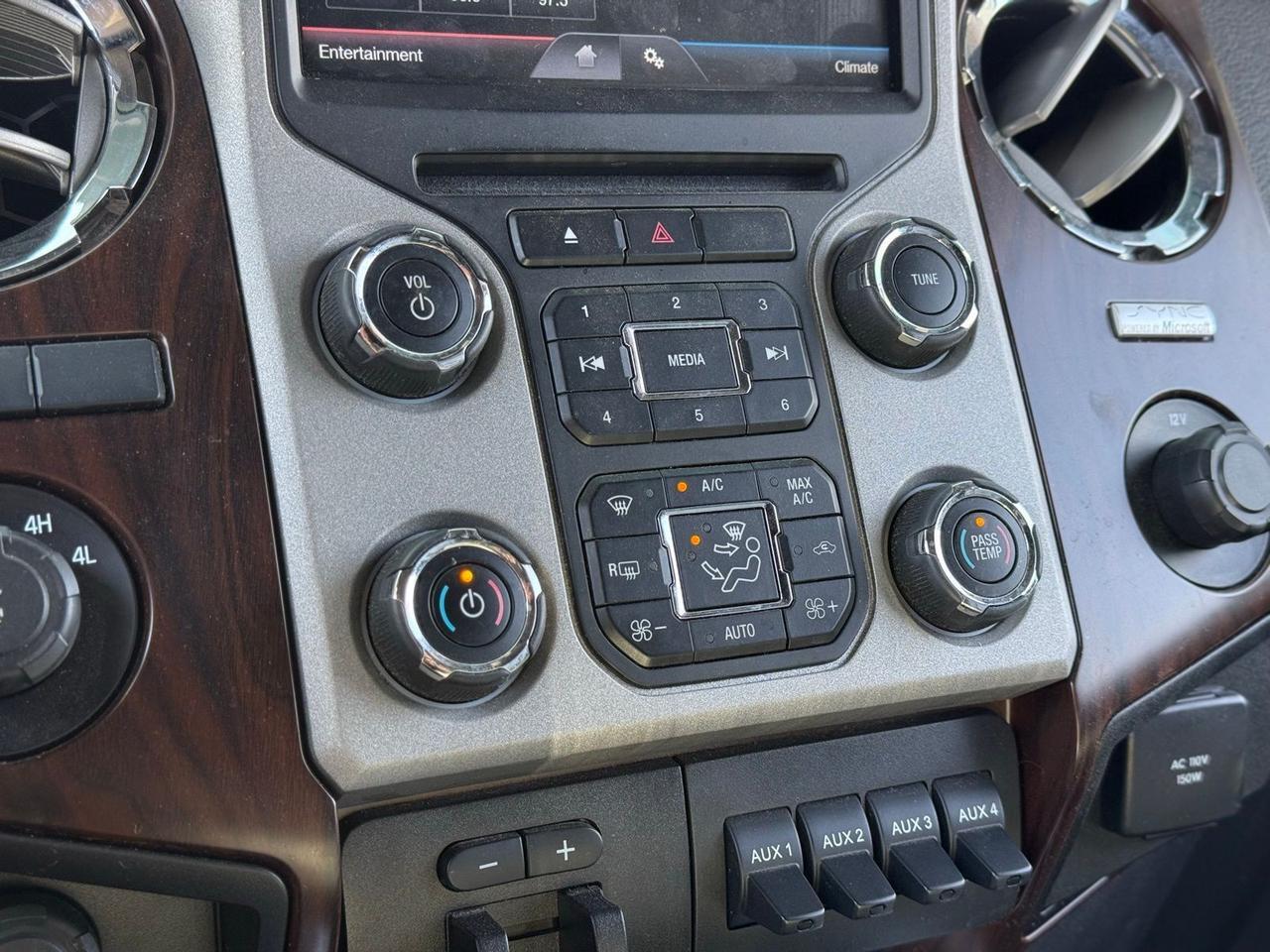 2014 Ford F-350SD Lariat Crestwood KY