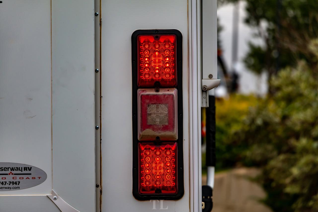 2014 Ford F-450 4x4 Crew Cab 29SD Quad Adventurer Diesel Red Deer AB