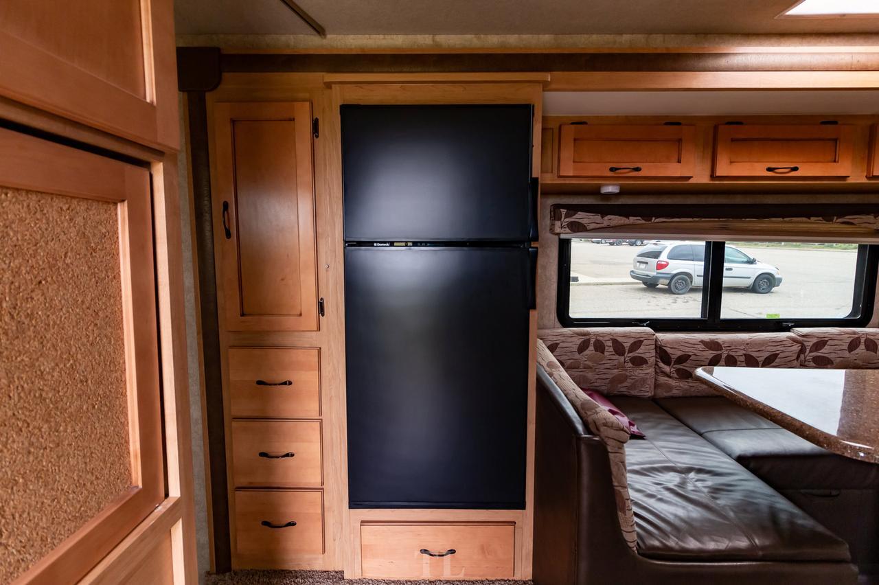 2014 Ford F-450 4x4 Crew Cab 29SD Quad Adventurer Diesel Red Deer AB