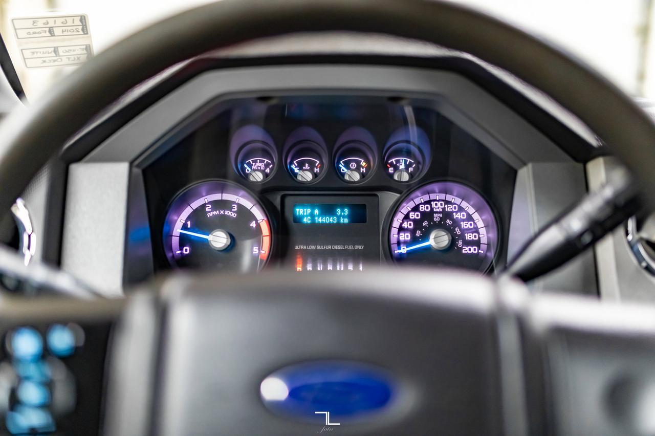 2014 Ford F-450 4x4 Crew Cab XLT Dually Deck Diesel Red Deer AB