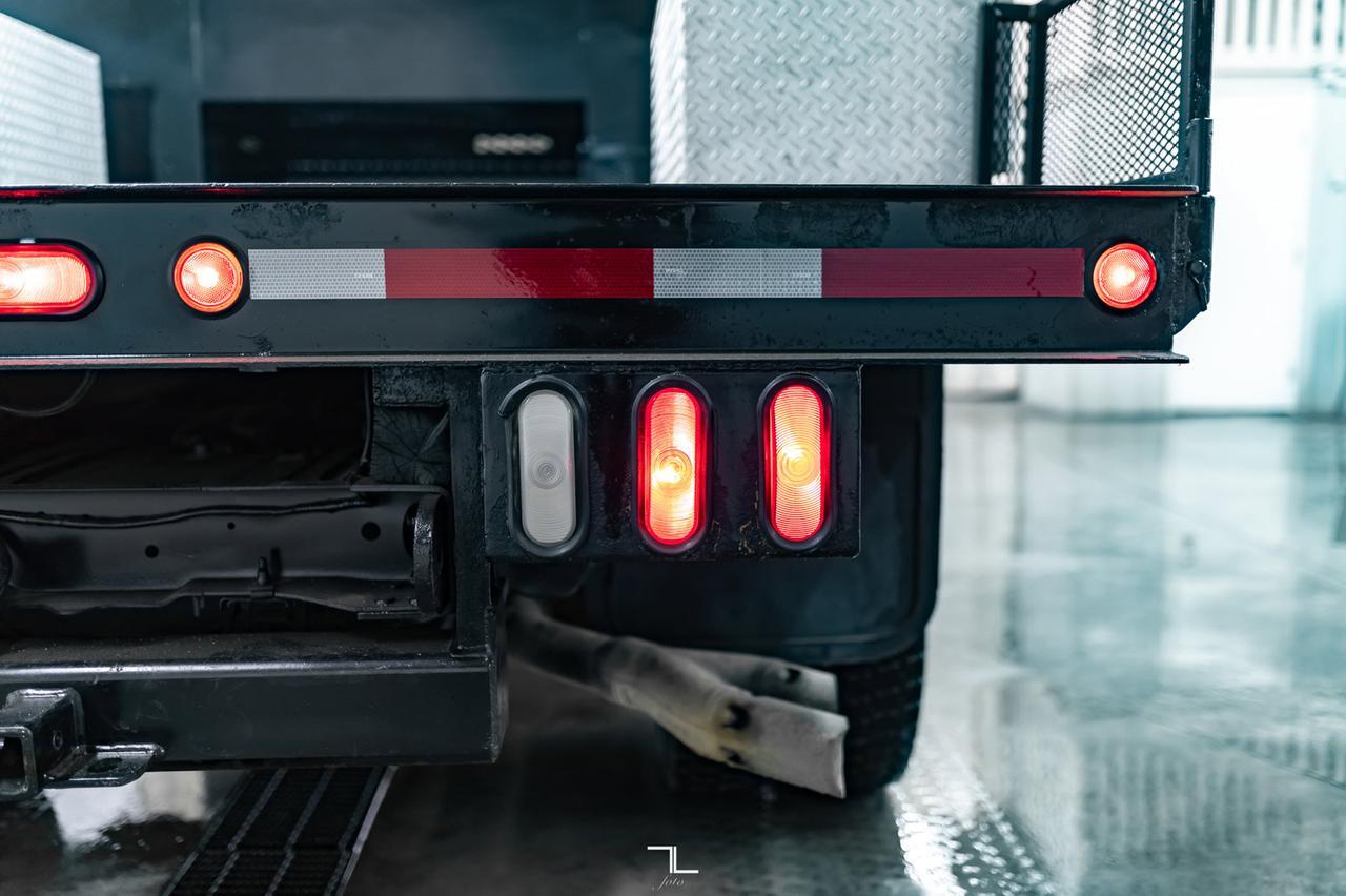 2014 Ford F-450 4x4 Crew Cab XLT Dually Deck Diesel Red Deer AB