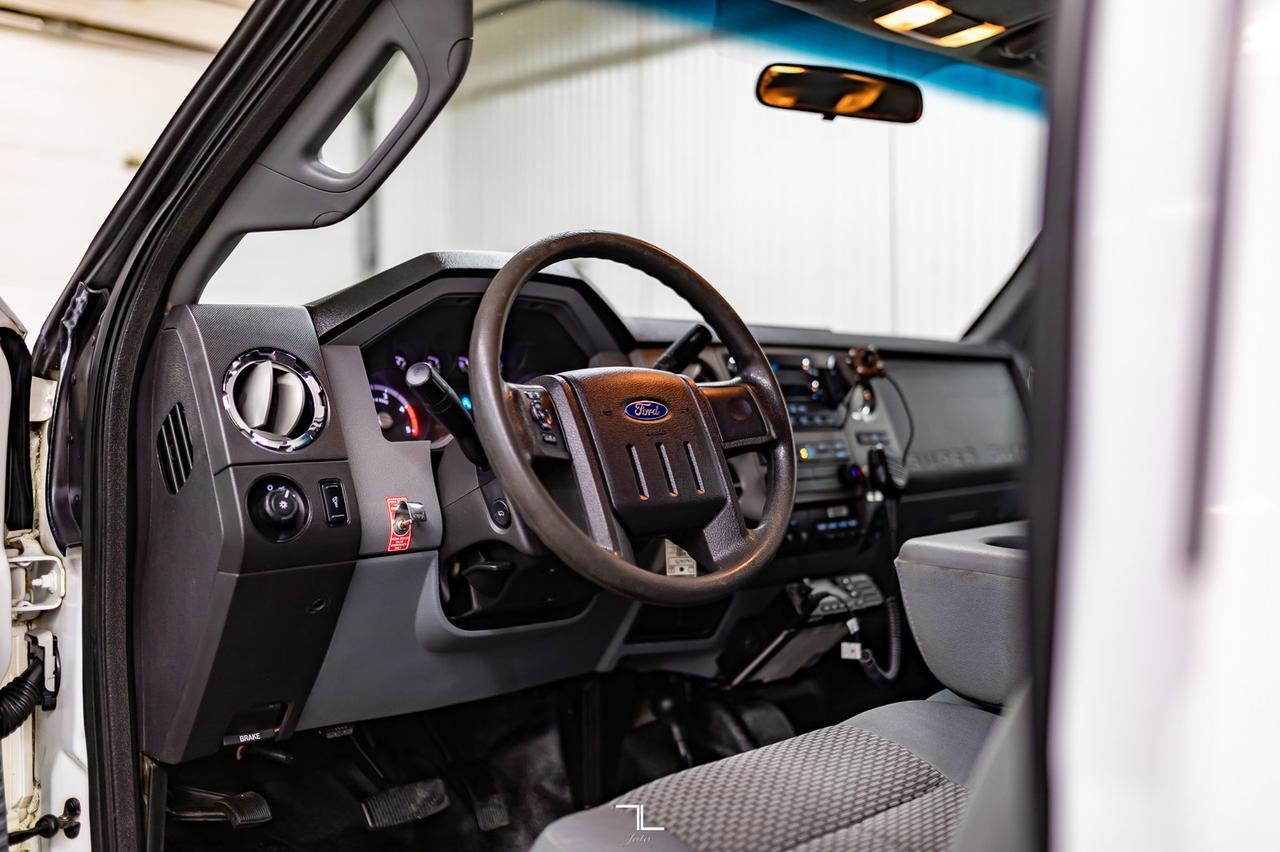 2014 Ford F-450 4x4 Crew Cab XLT Dually Deck Diesel Red Deer AB