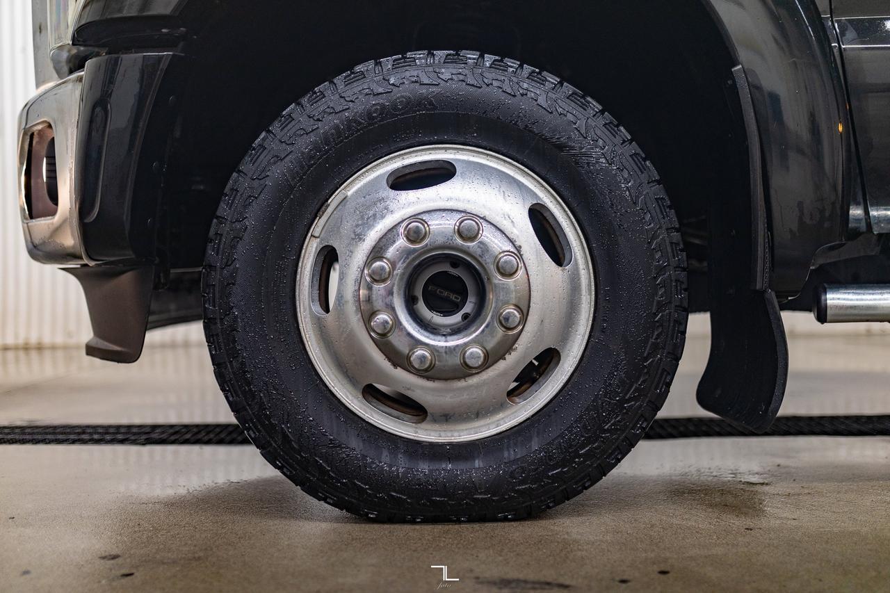 2014 Ford F-450 4x4 Crew Cab XLT Dually Deck Diesel Red Deer AB