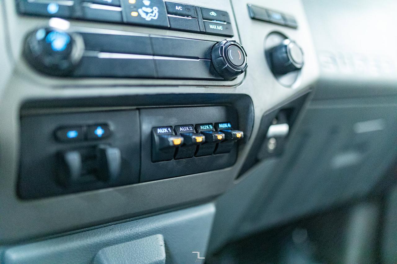 2014 Ford F-450 4x4 Crew Cab XLT Dually Deck Diesel Red Deer AB