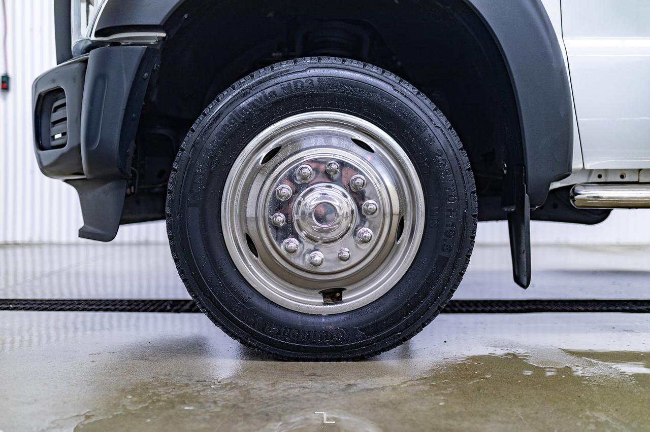 2014 Ford F-550 4x2 Crew Cab XL Dump Box Red Deer AB