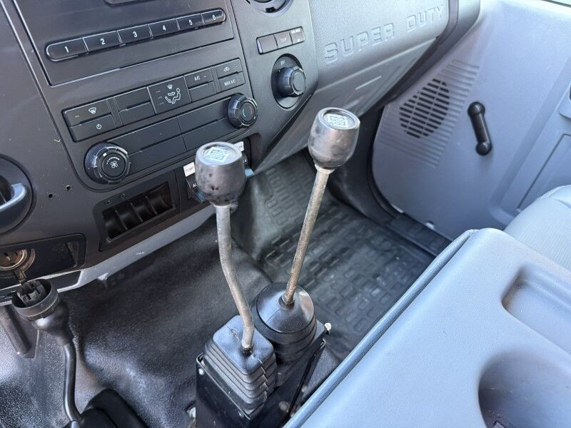 2014 Ford F-550 4x4 V10 Dumpbed w/ Spreader & Plow XL Collinsville OK