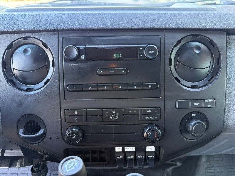 2014 Ford F-550 4x4 V10 Dumpbed w/ Spreader & Plow XL Collinsville OK