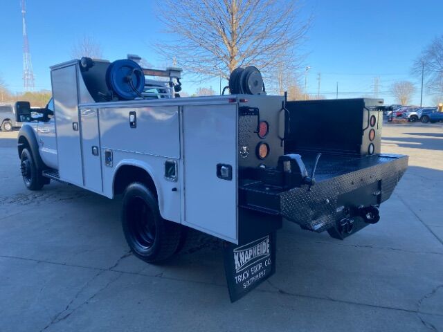 2014 Ford F-550 Chassis XL