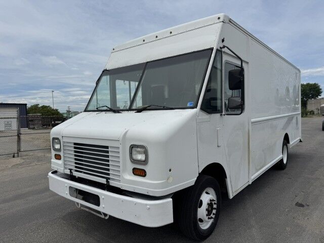 2014 Ford F-59 P1000 18' Step Van