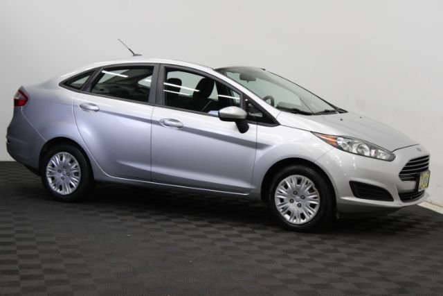 2014 Ford Fiesta S Sedan's photo