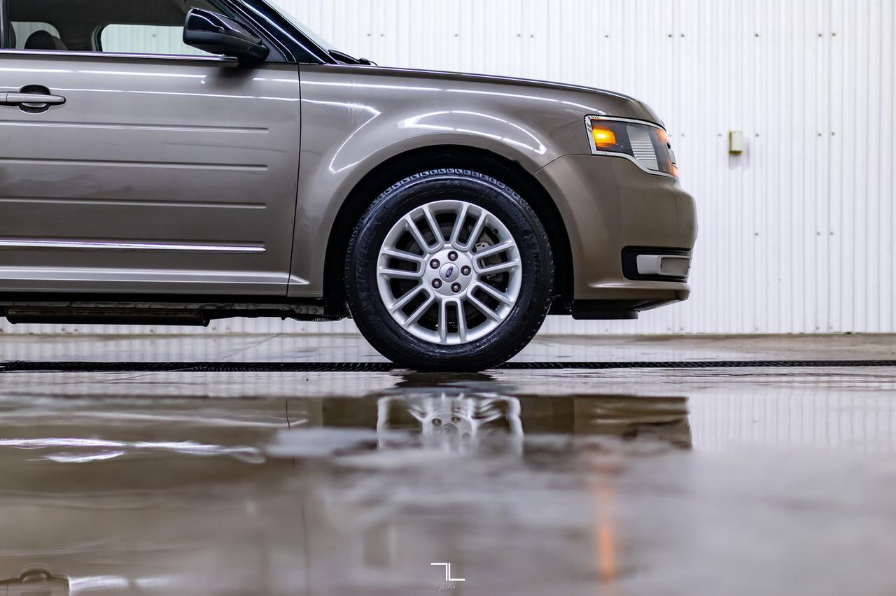 2014 Ford Flex AWD SEL 3rd Row Heated Seats Red Deer AB