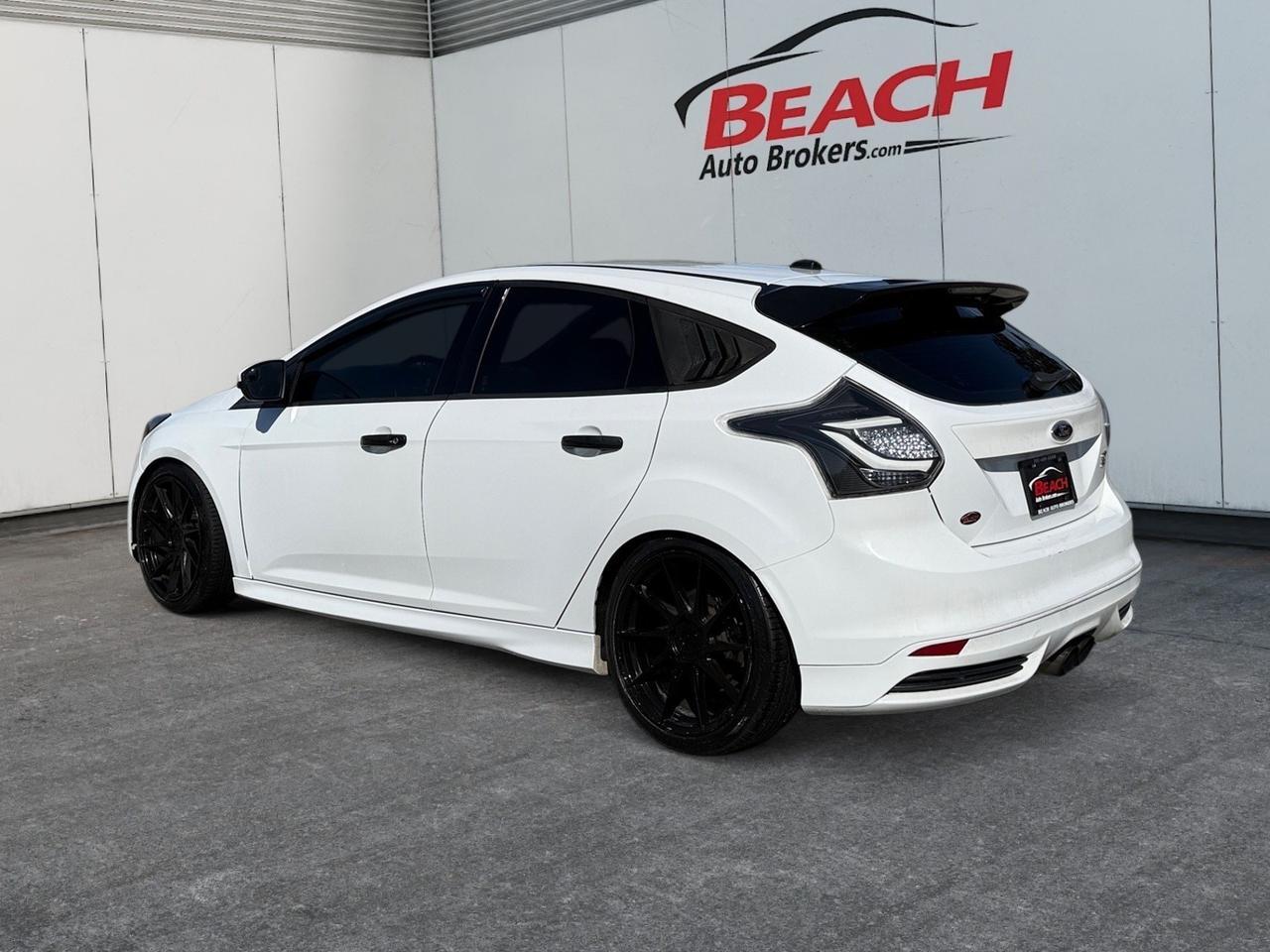 2014 Ford Focus ST, KEYLESS ENTRY, PUSH BUTTON START, POWER MIRRORS, ALL WEATHER FLOOR MATS, USB, AUX, BLUETOOTH, BLACK WHEELS, REAR SPOILER, LEATHER WRAPPED STEERING WHEEL, COMPACT BUT SPACIOUS - A CAR THAT FITS YOUR LIFE AND YOUR BUDGET! Norfolk VA