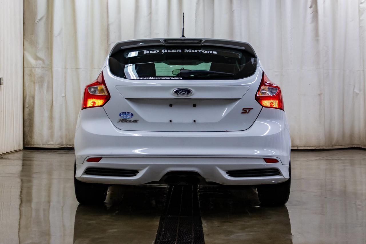 2014 Ford Focus ST Manual Leather Roof Nav Red Deer AB