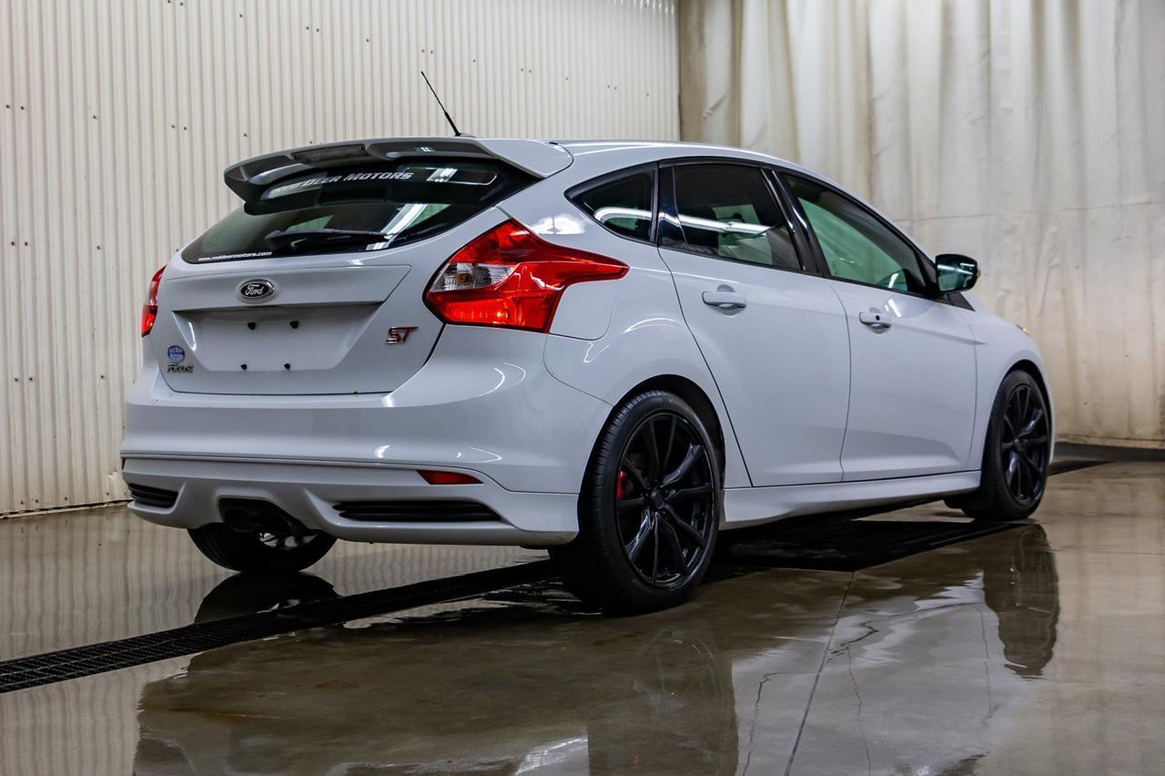 2014 Ford Focus ST Manual Leather Roof Nav Red Deer AB