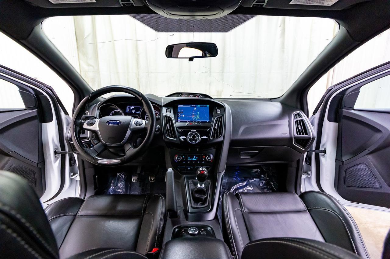 2014 Ford Focus ST Manual Leather Roof Nav Red Deer AB