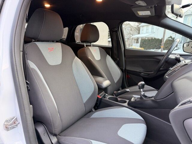 2014 Ford Focus ST Whitehall PA 2014 Ford Focus ST Whitehall PA
