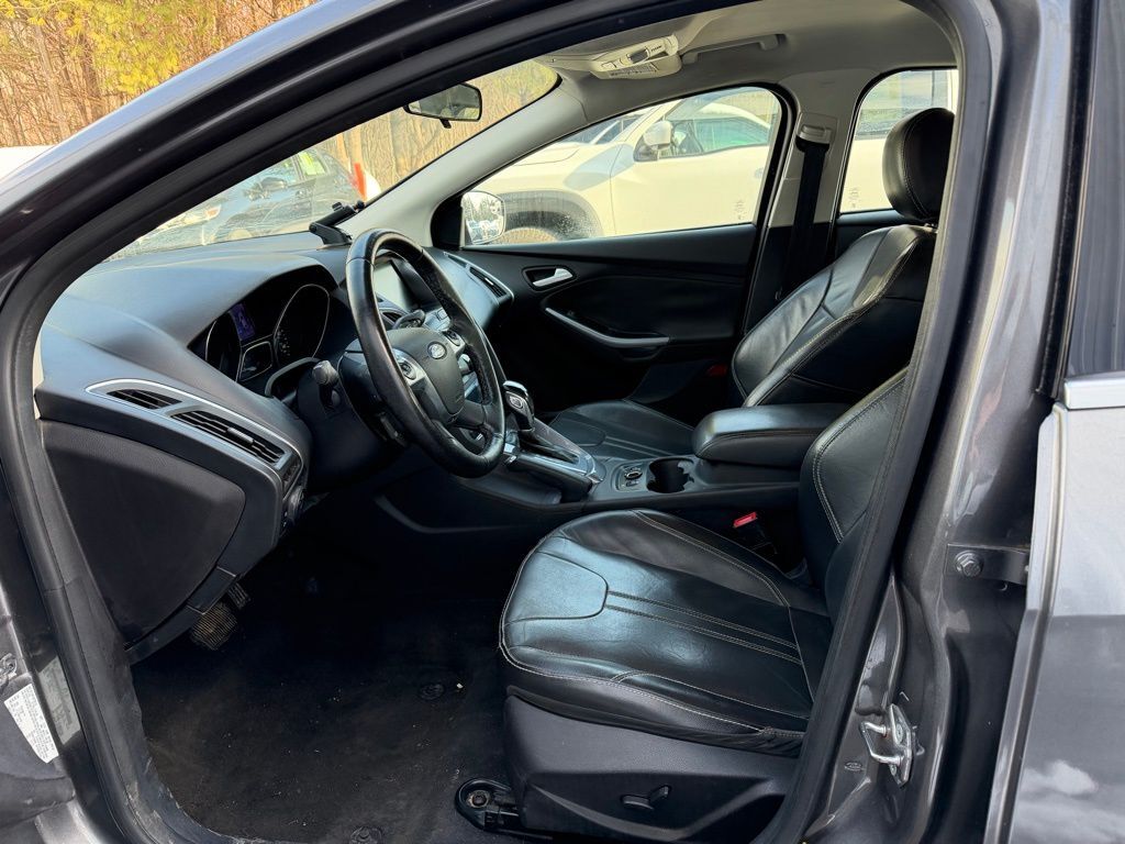 2014 Ford Focus Titanium Orange MA