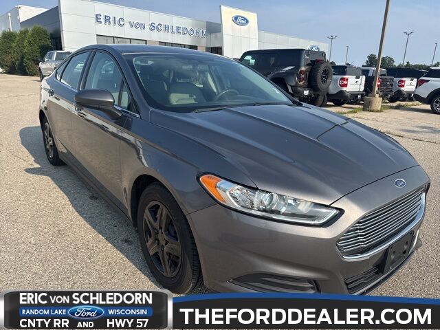 2014 Ford Fusion S Milwaukee WI