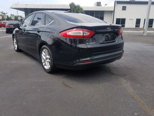 2014 Ford Fusion SE