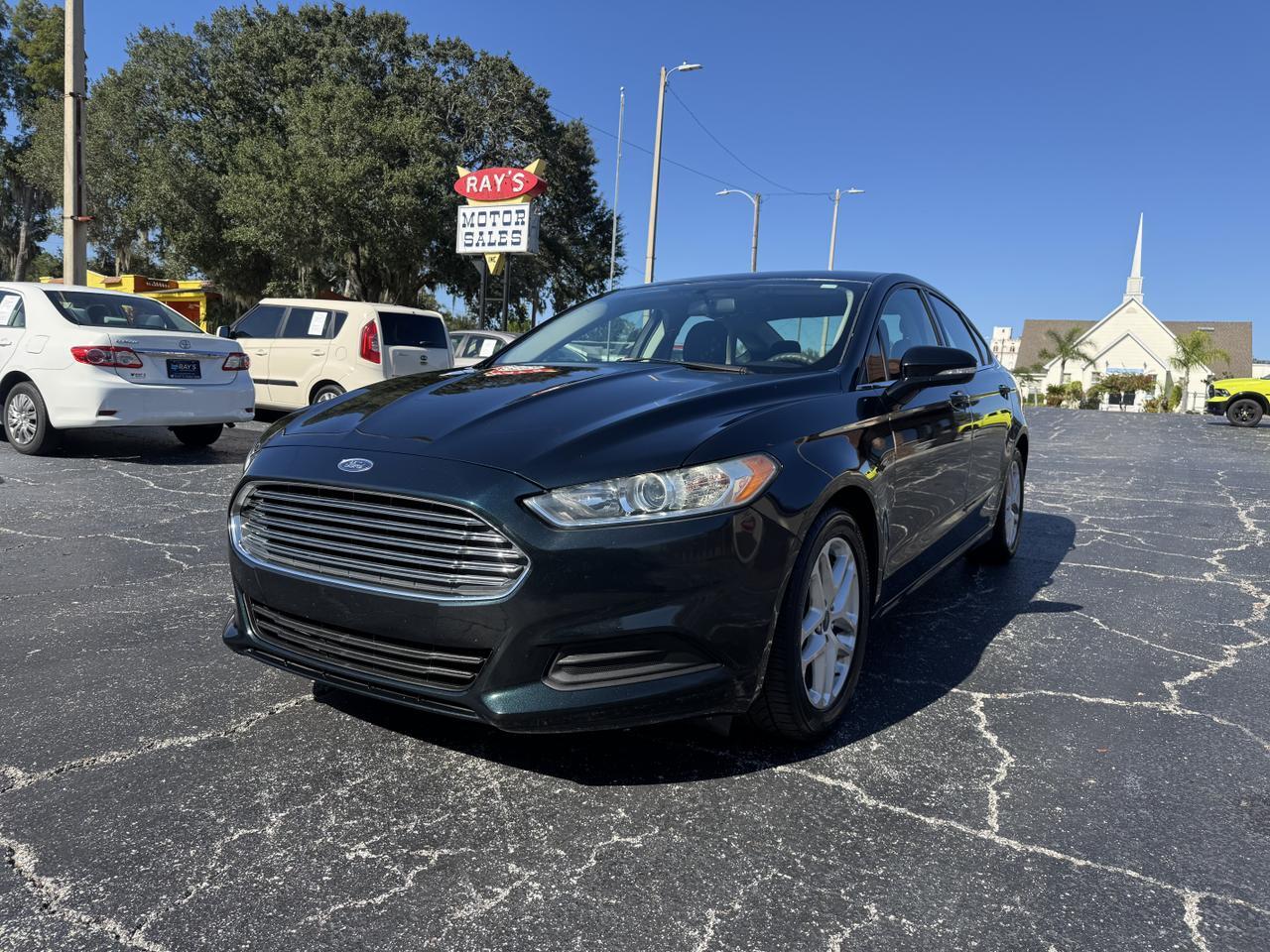 2014 Ford Fusion SE