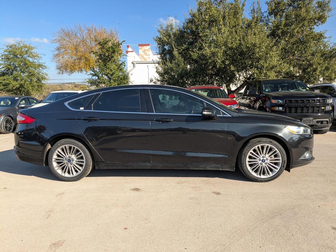 2014 Ford Fusion SE