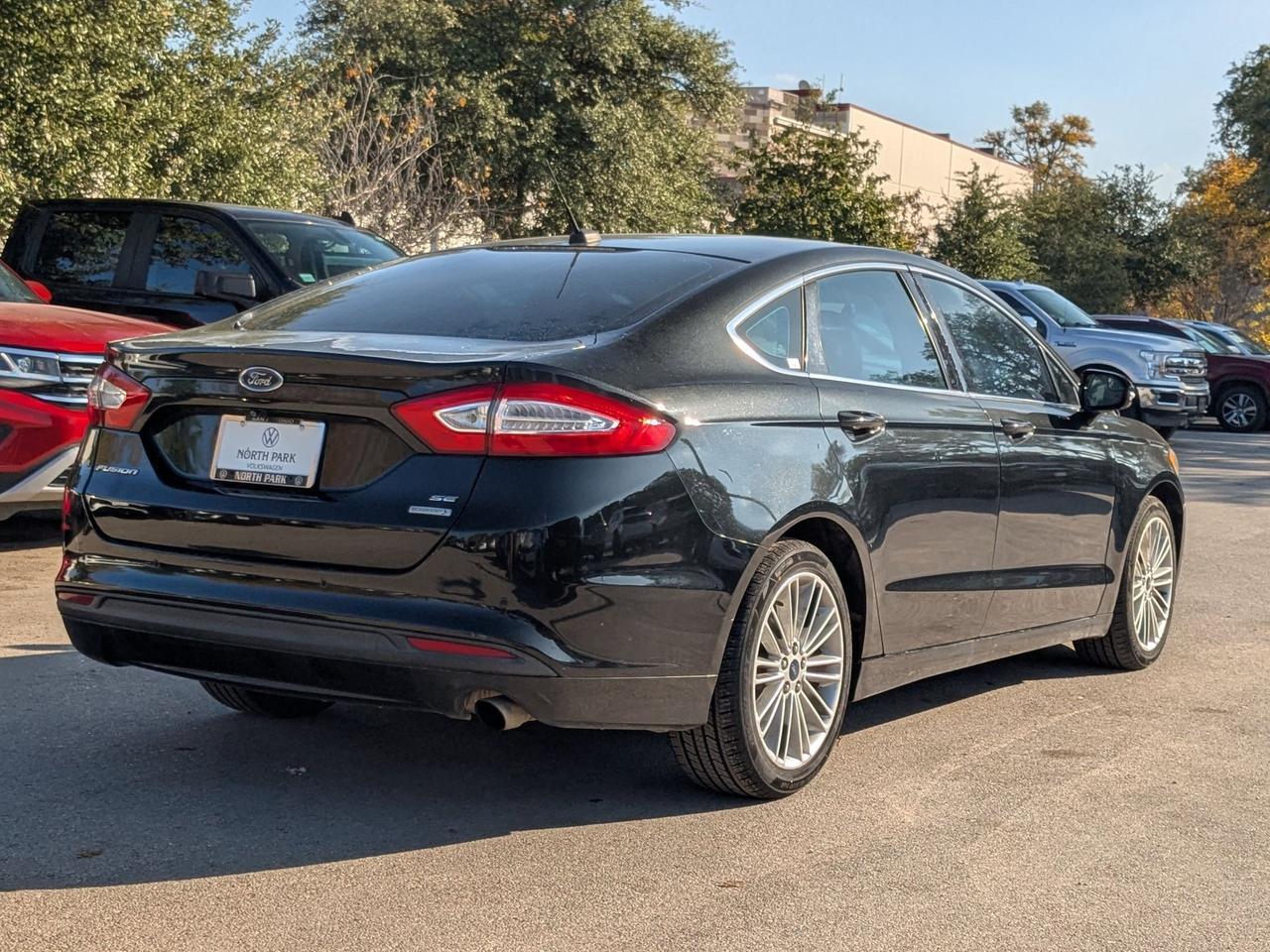2014 Ford Fusion SE