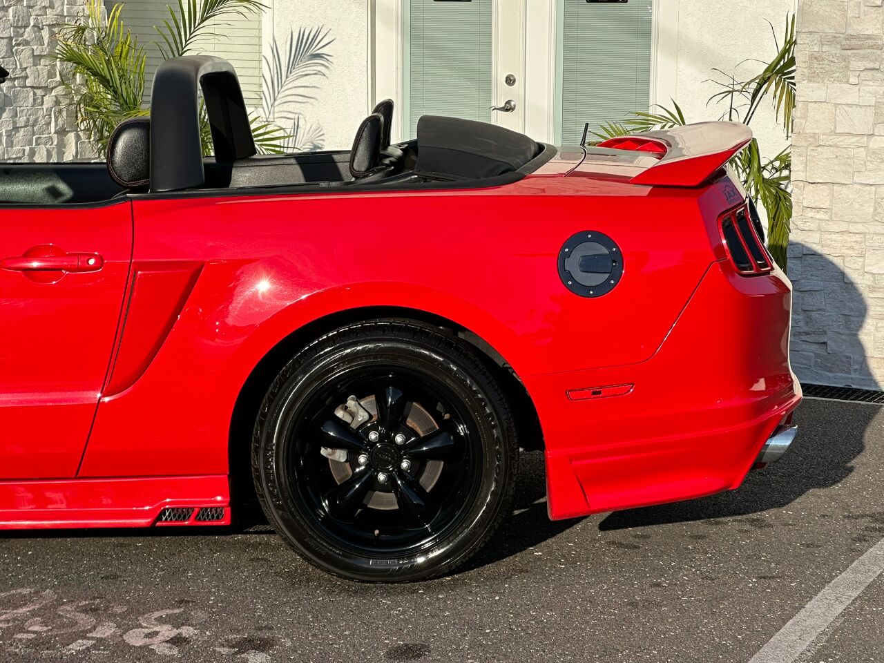 2014 Ford Mustang 2dr Conv V6 Jacksonville FL