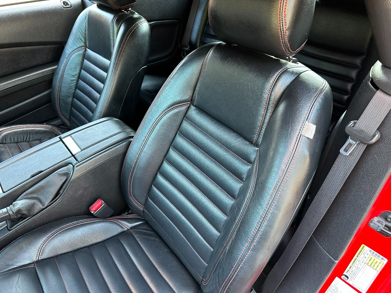 2014 Ford Mustang 2dr Conv V6 Jacksonville FL