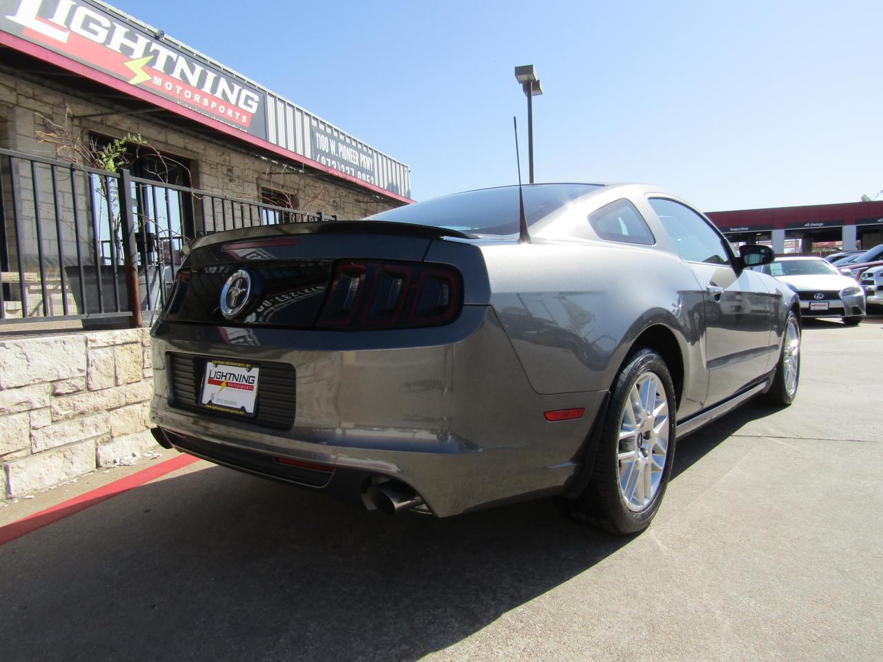 2014 Ford Mustang 2dr Cpe V6 Grand Prairie TX