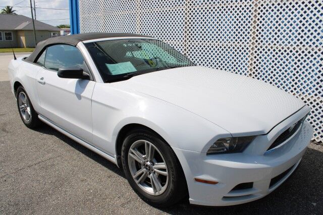 2014 Ford Mustang CONVERTIBLE V6 Melbourne FL
