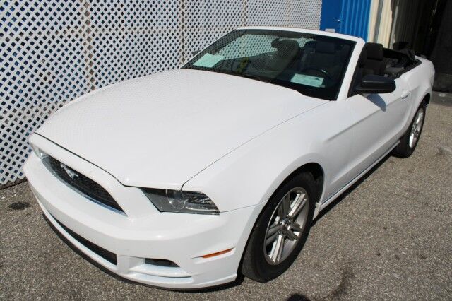 2014 Ford Mustang CONVERTIBLE V6 Melbourne FL