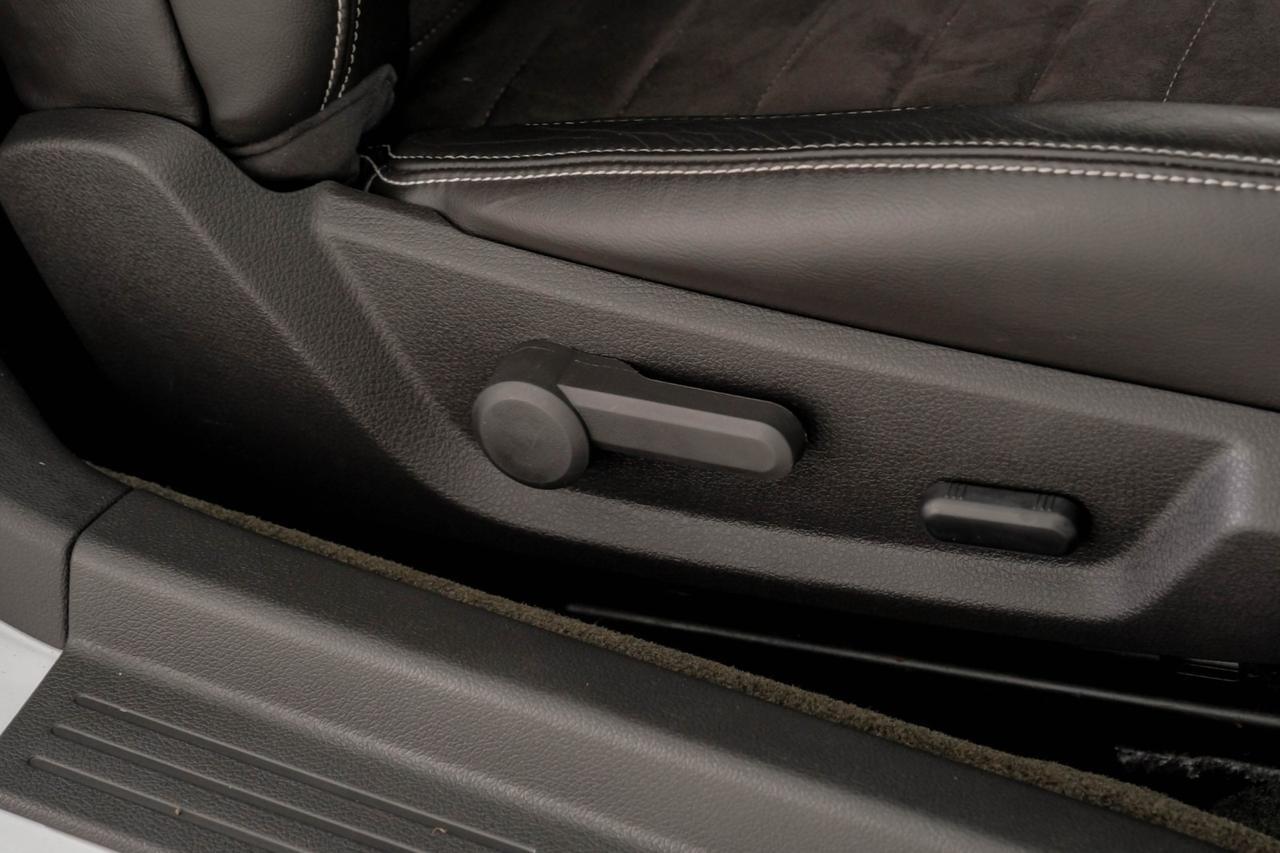 2014 Ford Mustang GT PREMIUM CALIFORNIA SPECIAL PKG NAVIGATION GLASS ROOF LEATHER Carrollton TX