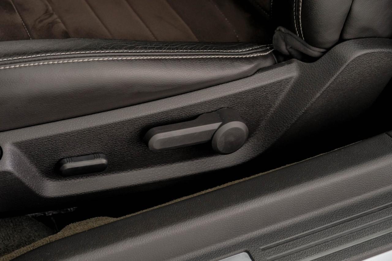2014 Ford Mustang GT PREMIUM CALIFORNIA SPECIAL PKG NAVIGATION GLASS ROOF LEATHER Carrollton TX