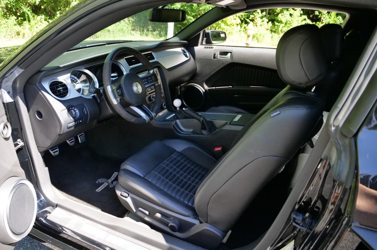 2014 Ford Mustang Shelby GT500 / Supercharged V8 / Manual / Heated Seats! Lincolnton NC