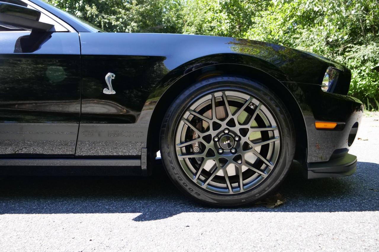 2014 Ford Mustang Shelby GT500 / Supercharged V8 / Manual / Heated Seats! Lincolnton NC