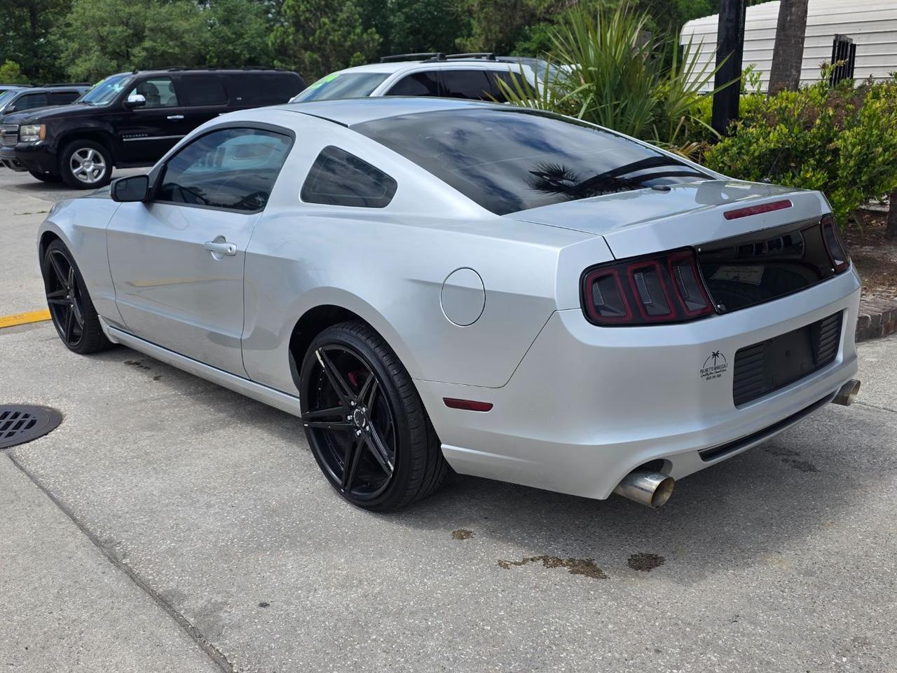 2014 Ford Mustang V6 | V6 Premium