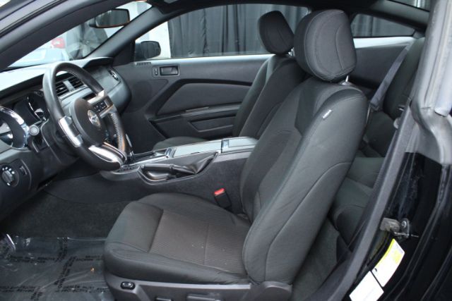 2014 Ford Mustang V6 Chantilly VA