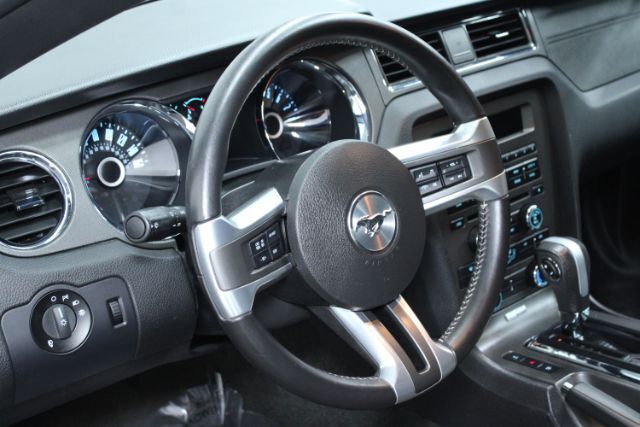 2014 Ford Mustang V6 Chantilly VA