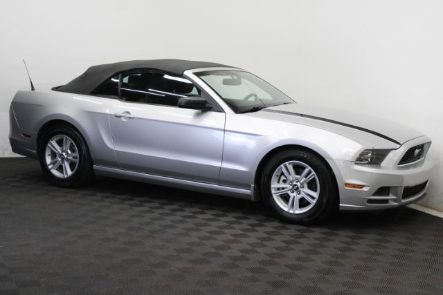 2014 Ford Mustang V6 Chantilly VA