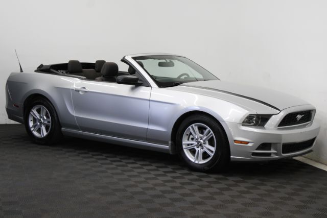 2014 Ford Mustang V6