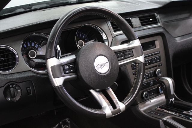 2014 Ford Mustang V6 Chantilly VA