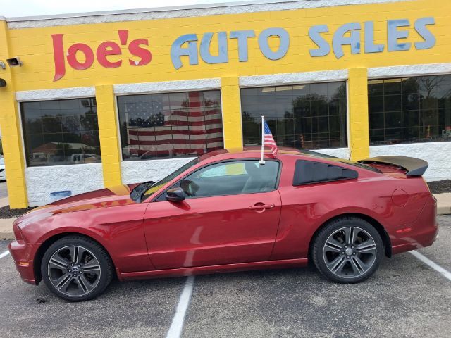 2014 Ford Mustang V6