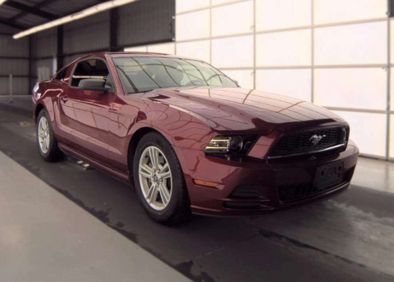 2014 Ford Mustang V6
