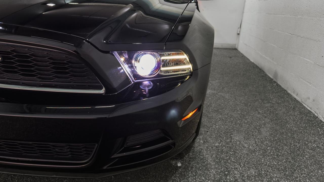 2014 Ford Mustang V6 Premium Tallmadge OH