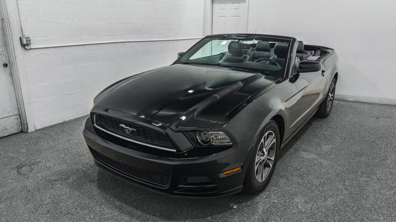 2014 Ford Mustang V6 Premium Tallmadge OH