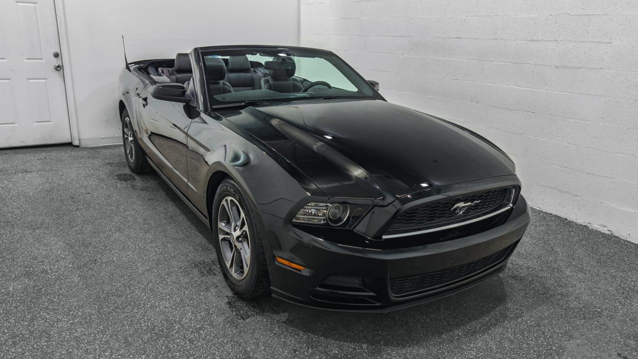 2014 Ford Mustang V6 Premium Tallmadge OH