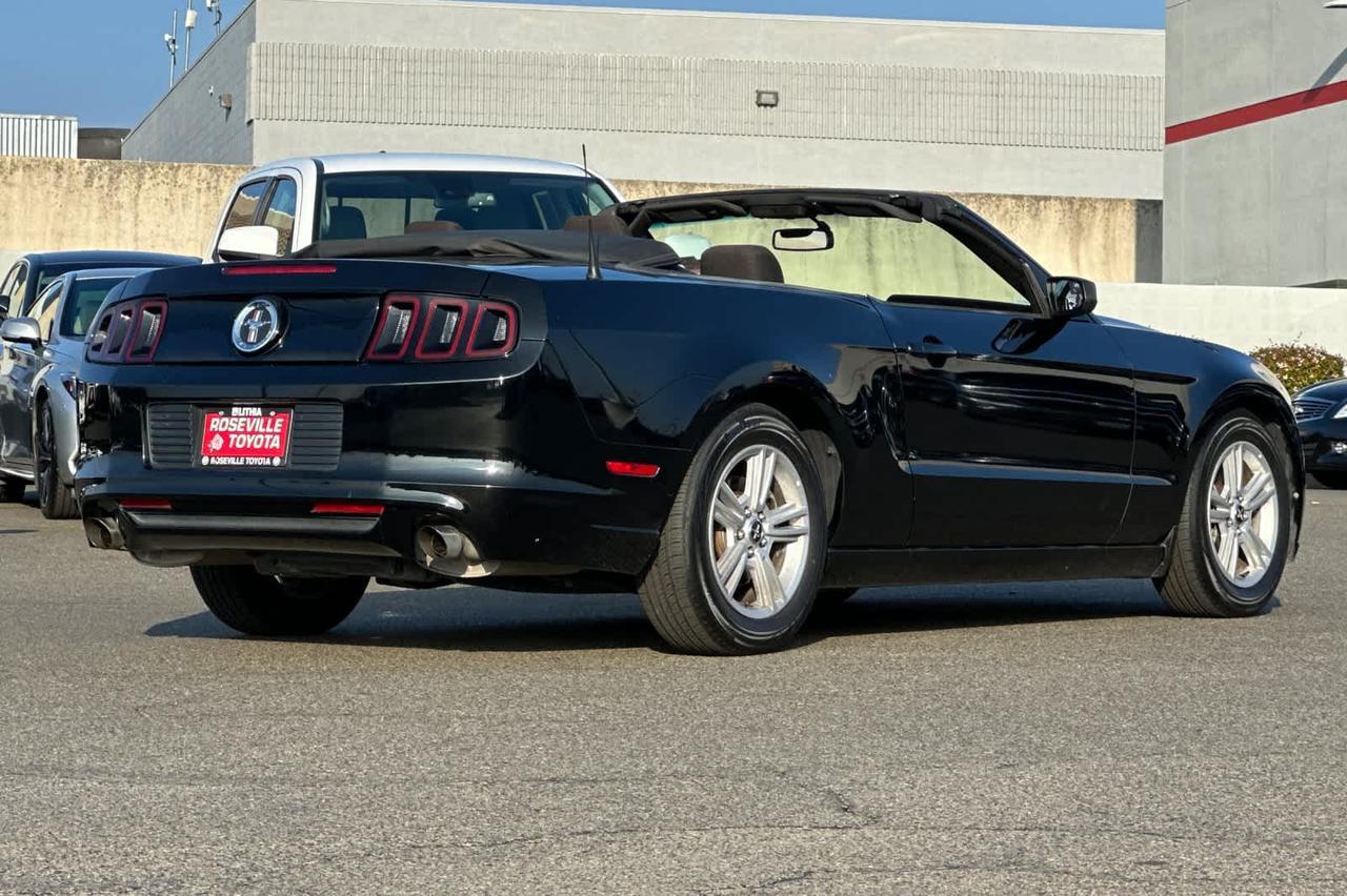 2014 Ford Mustang V6