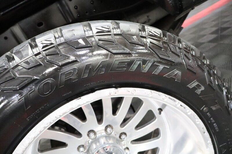 2014 Ford Super Duty F-250 Platinum BDS Lift FOX 22in American Force Sinister 37in Tires Arlington TX