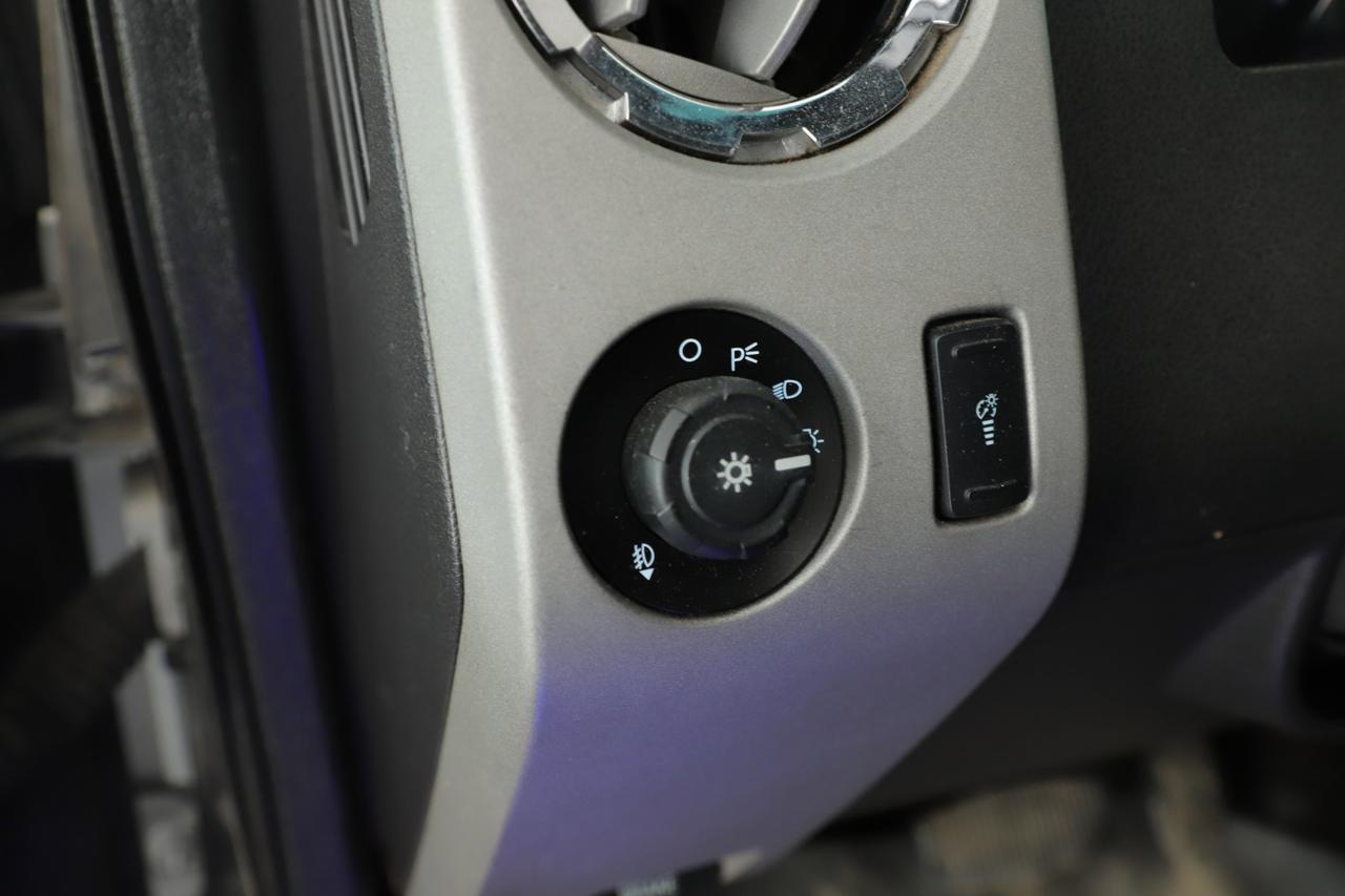 2014 Ford Super Duty F-350 SRW Lariat New Braunfels TX